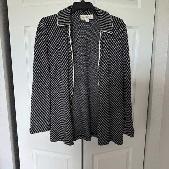 St. John Jackets & Blazers - St Johns zip up jacket